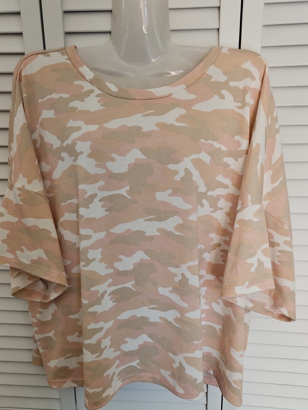 Banana Republic Luxespun Boxy T Shirt Women’s Size XL